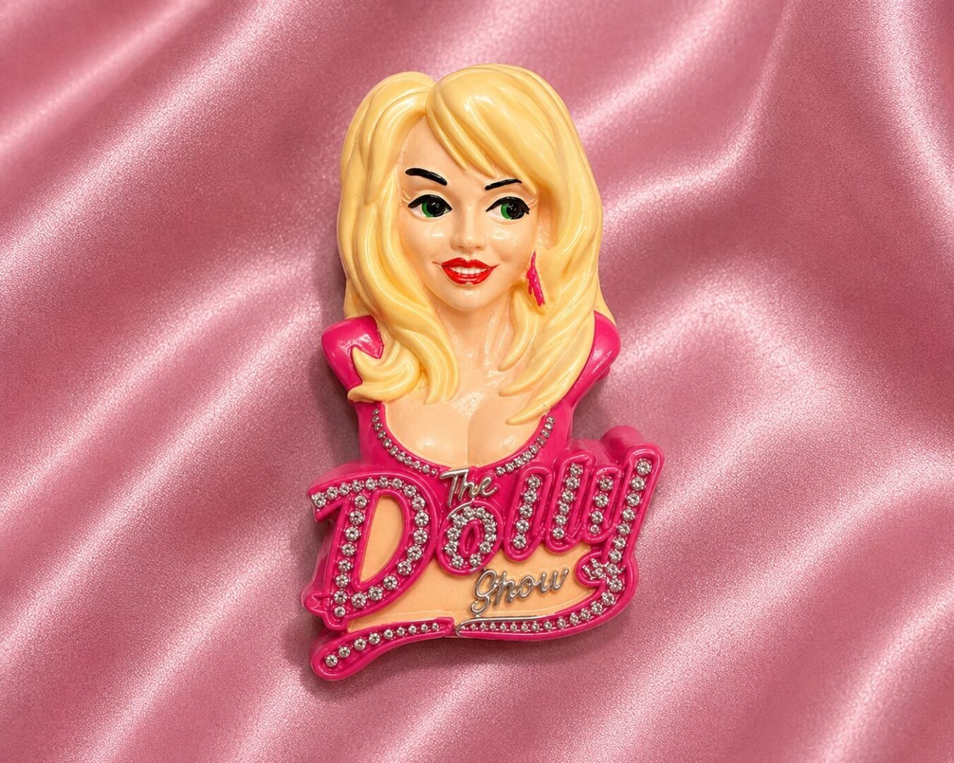 The Dolly Show 3D Magnet